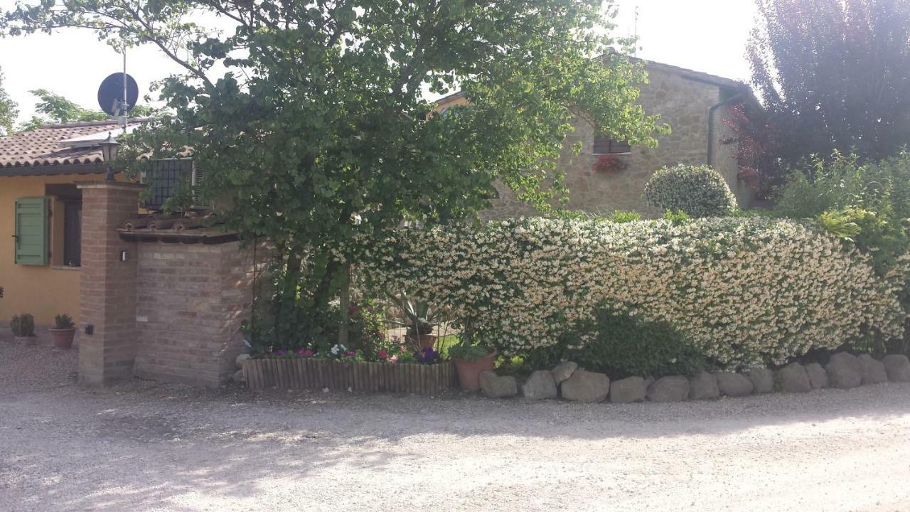 Villa Casa La Quiete Torgiano Exterior foto